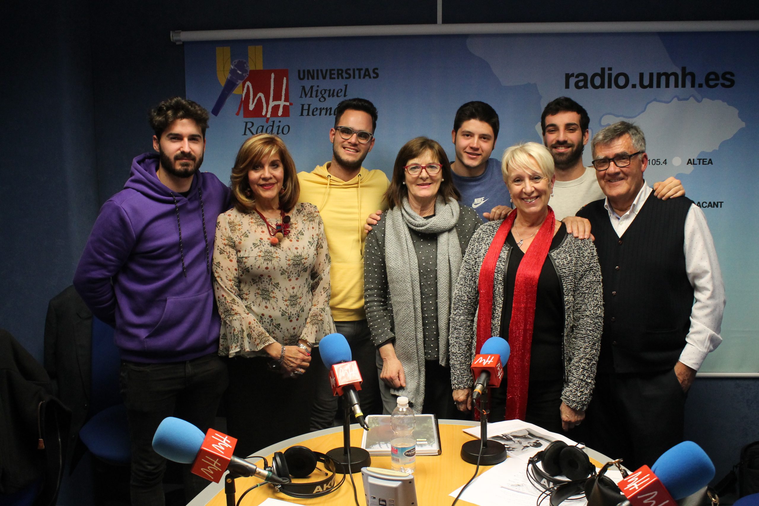 taller radio